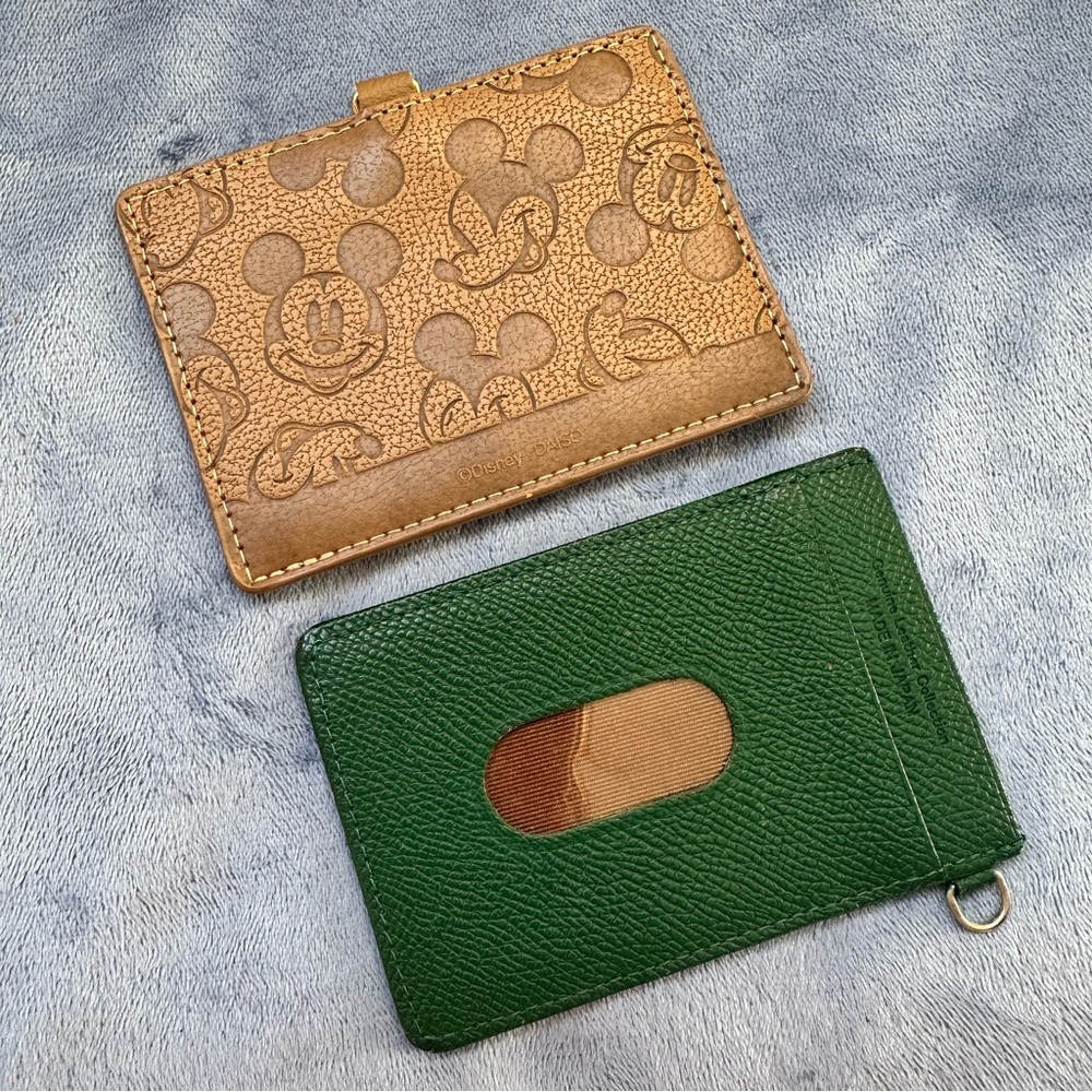 Sets of 2 Card Holder